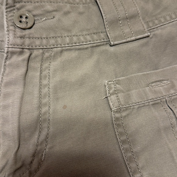 The North Face A5 Series khaki capri pants. - Picture 4 of 7